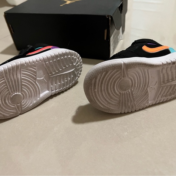 Air Jordan 1 Mid ‘What The’ Toddler Sneakers size 5c - Picture 10 of 10